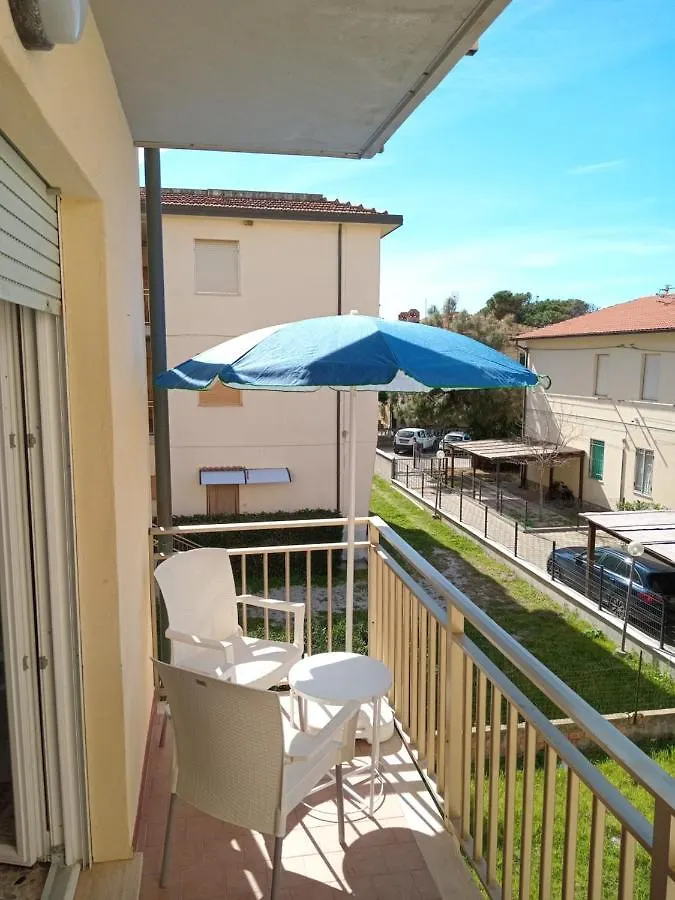 Brezza Marina A 30 Mt Dalla Spiaggia Marina di Castagneto Carducci Apartment